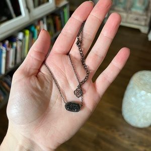 Kendra Scott necklace